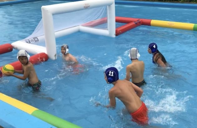 Natte gymles en eerste test mini beachwaterpoloveld Natte gymles en eerste test mini beachwaterpoloveld